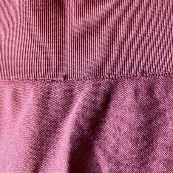 Gym Shark Dark Pink Compression Leggings - Picture 10 of 11